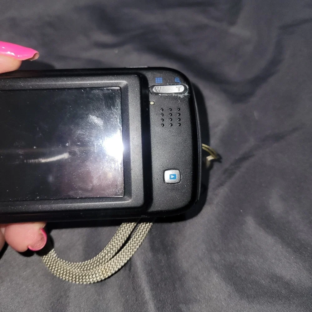 HP Photosmart CW450t Digital Camera 12.1MP Black 4x Zoom